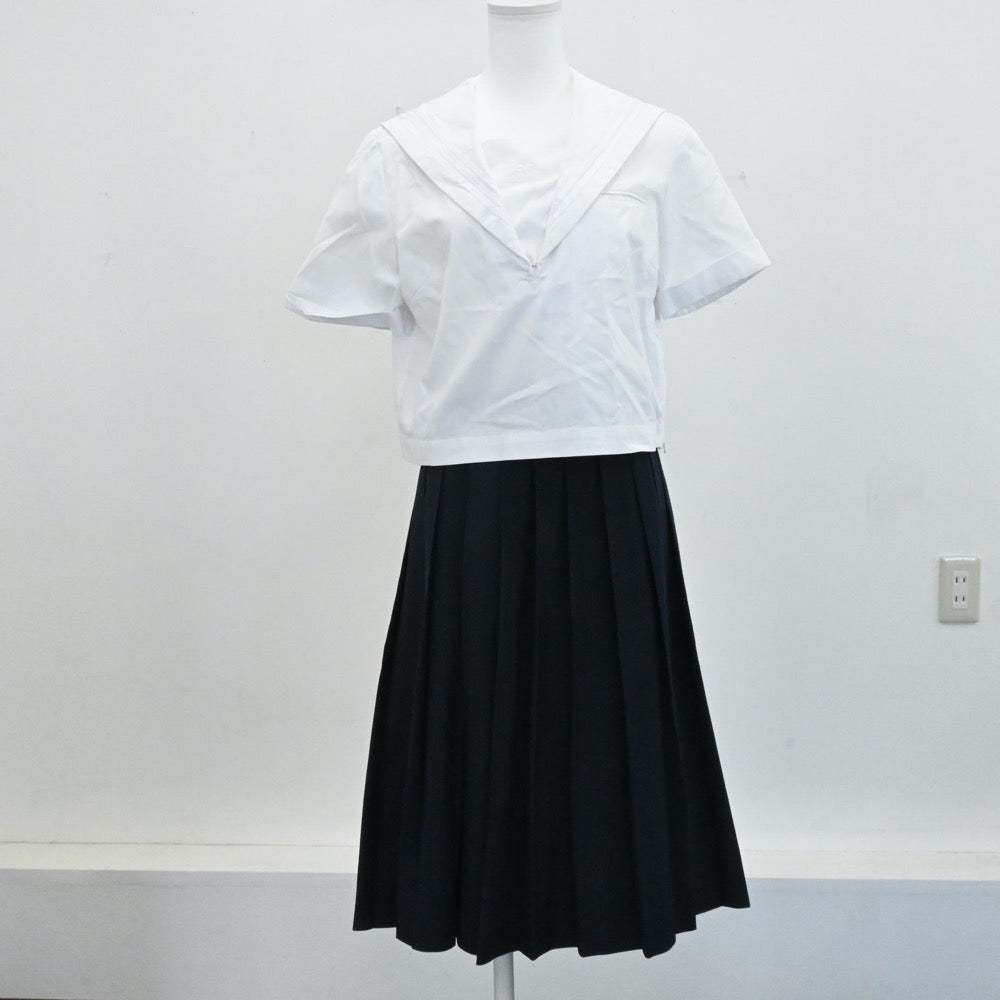 【中古】兵庫県 武庫川女子大学付属高等学校 女子制服 5点（シャツ・シャツ・スカート）sf006435