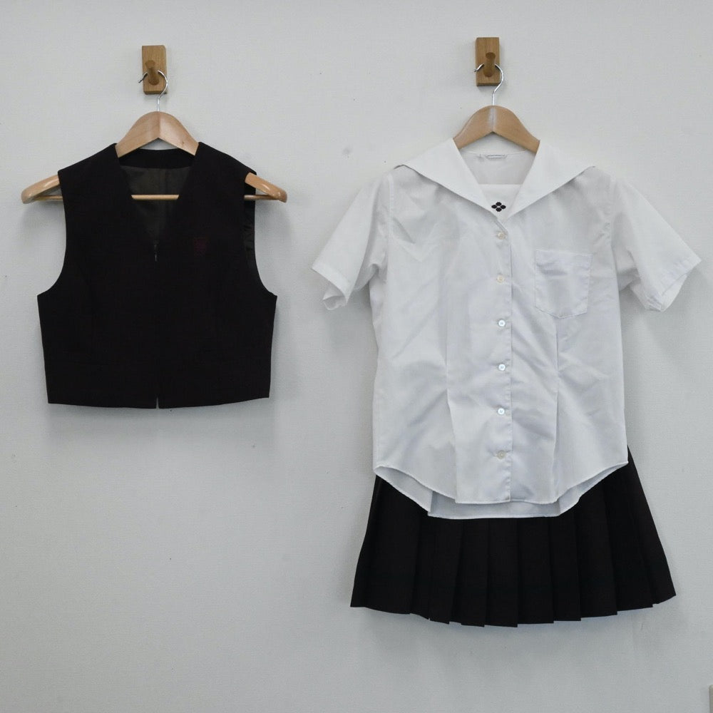 中古制服】群馬県 共愛学園高校 女子制服 4点（シャツ・ベスト・スカート）sf006440【リサイクル学生服】 | 中古制服通販パレイド