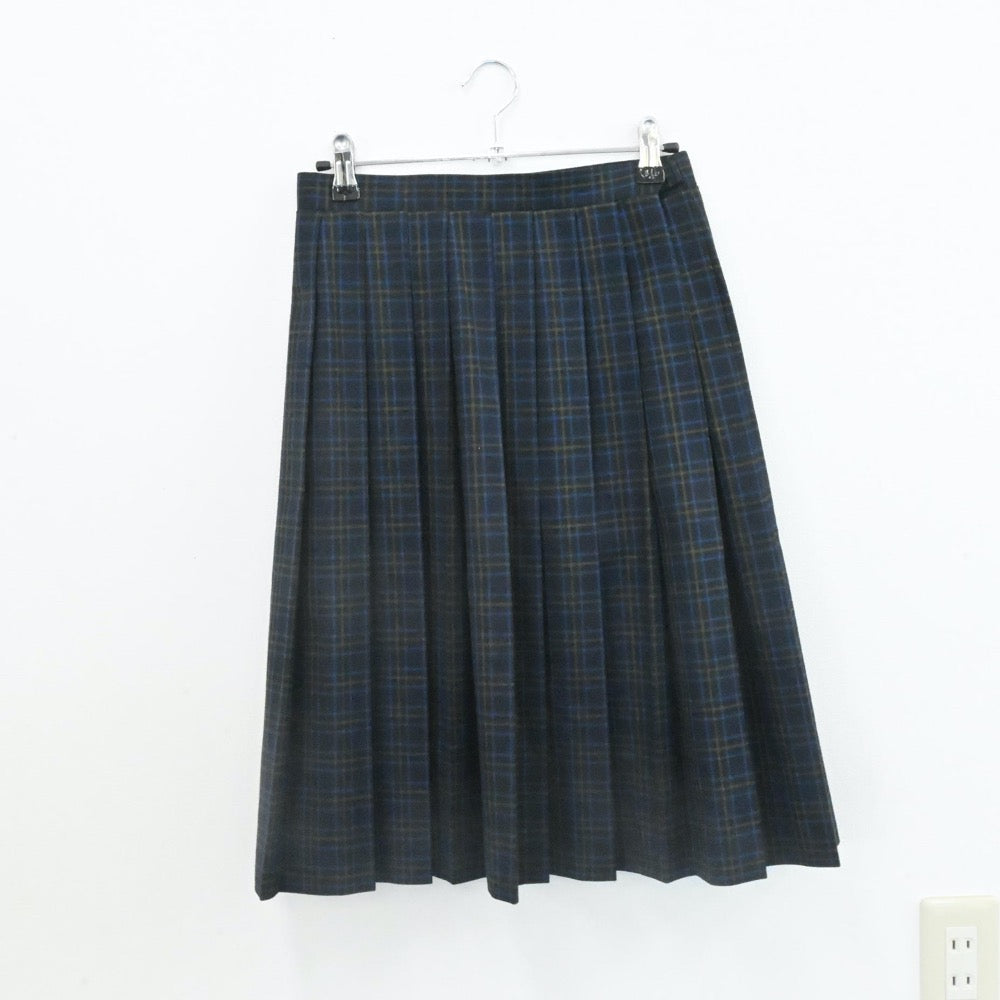 【中古】茨城県 土浦第五中学校 女子制服 4点（ブレザー・ニット・スカート）sf006608