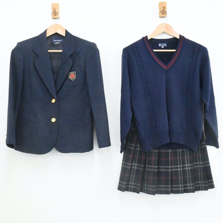 【中古】静岡県 松薫学園焼津高等学校 女子制服 3点（ブレザー・ニット・スカート）sf006635