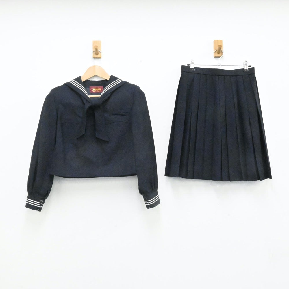 【中古】東京都 豊島岡中学高等学校 女子制服 4点（セーラー服・スカート・スカート）sf006670