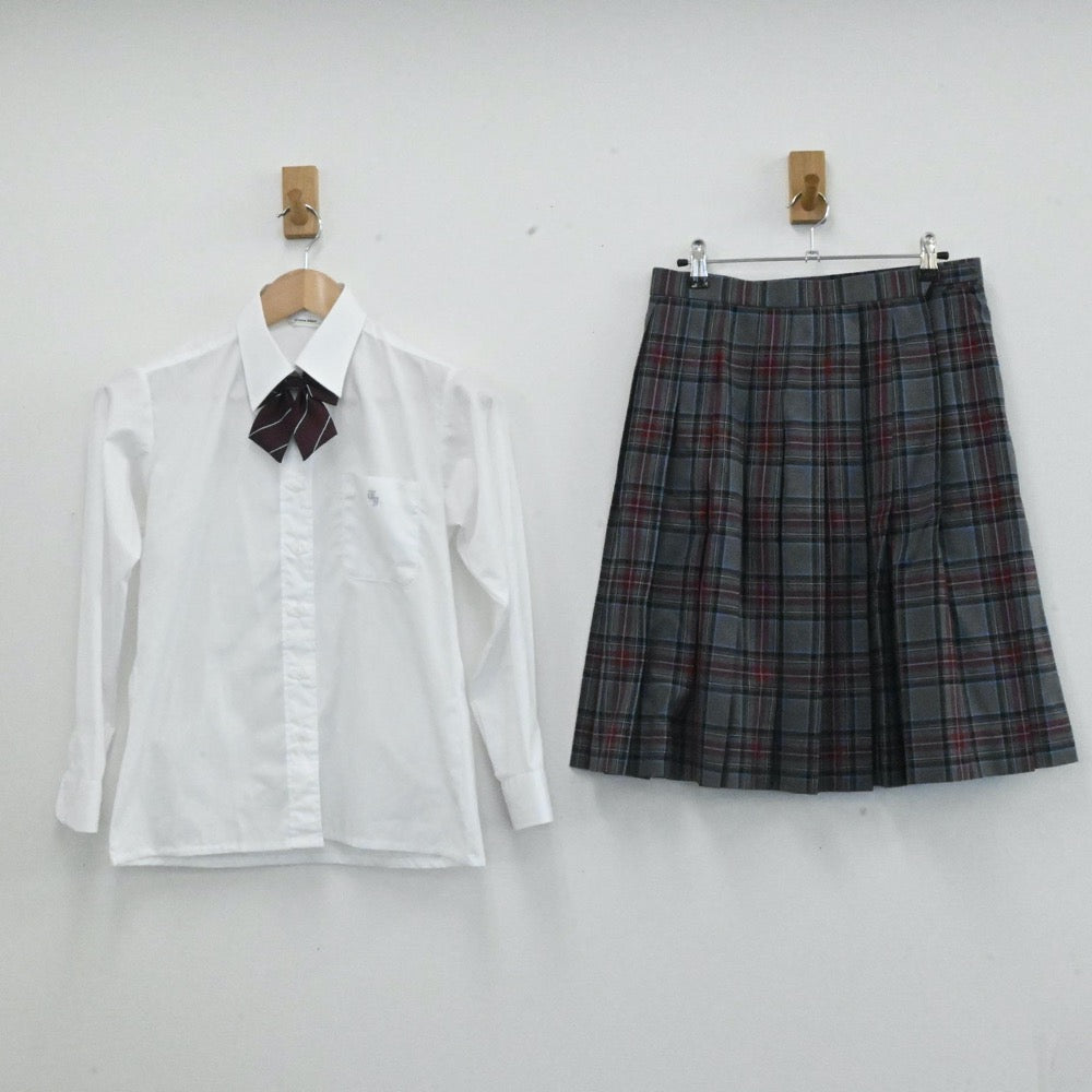 【中古】東京都 東京女子学園中学校 女子制服 4点（シャツ・ニット・スカート）sf006947