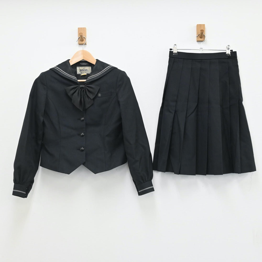 【中古】愛知県 名古屋女子大学高等学校 女子制服 3点（セーラー服・スカート）sf007422