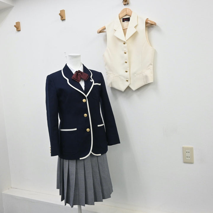 【中古】神奈川県 聖セシリア 女子中学校・高等学校 女子制服 5点（ブレザー・ベスト・シャツ・スカート）sf007591