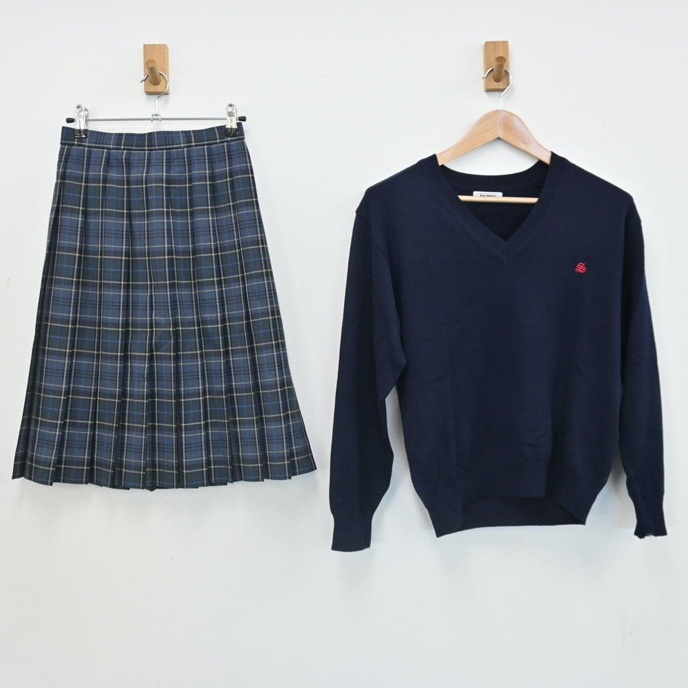 【中古】東京都 昭和女子大学附属昭和高等学校 女子制服 2点（ニット・スカート）sf007884