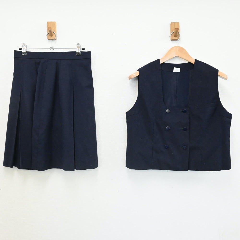 【中古】埼玉県 坂戸高等学校 女子制服 2点（ベスト・スカート）sf007907