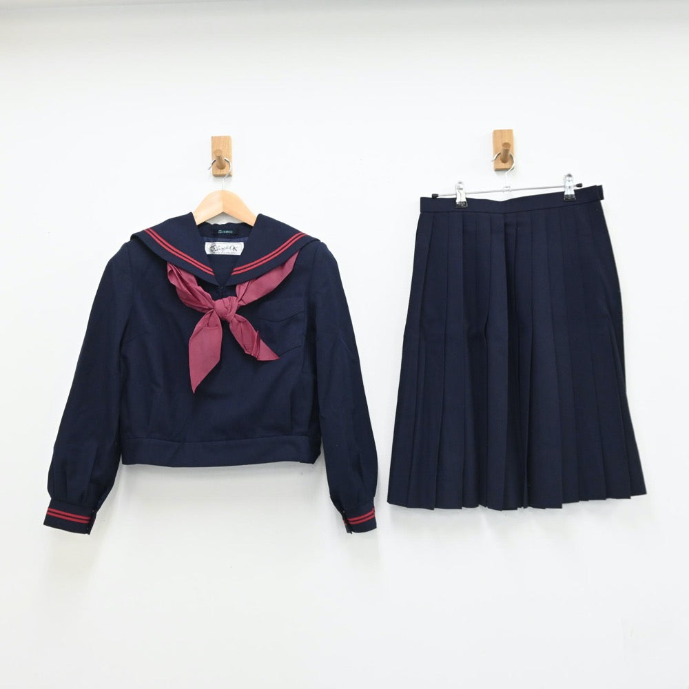 【中古】石川県 金沢市立鳴和中学校 女子制服 3点（セーラー服・スカート）sf008047