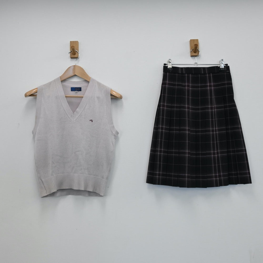 【中古】東京都 荒川区立第七中学校 女子制服 2点（ニットベスト・スカート）sf008107