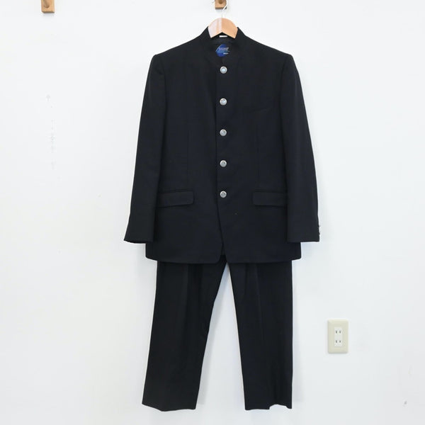 川口市立高等学校 男子制服 ボタンそろいました
