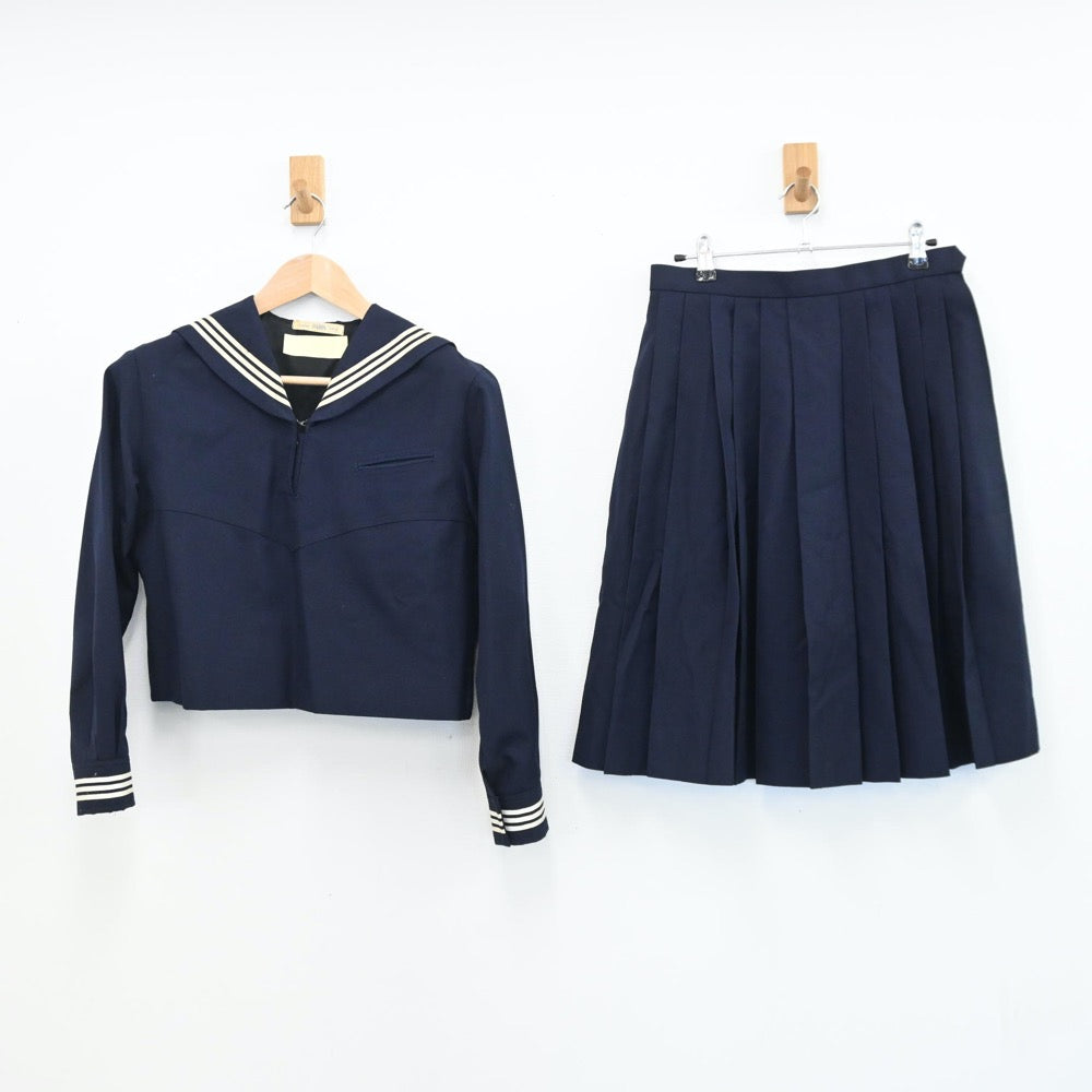 【中古】東京都 十文字高等学校 女子制服 2点（セーラー服・スカート）sf008788