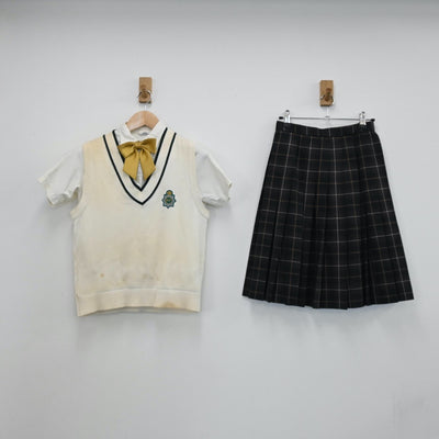 【中古】福岡県 九州産業大学付属九州高等学校 女子制服 5点（シャツ・ニットベスト・スカート）sf009104