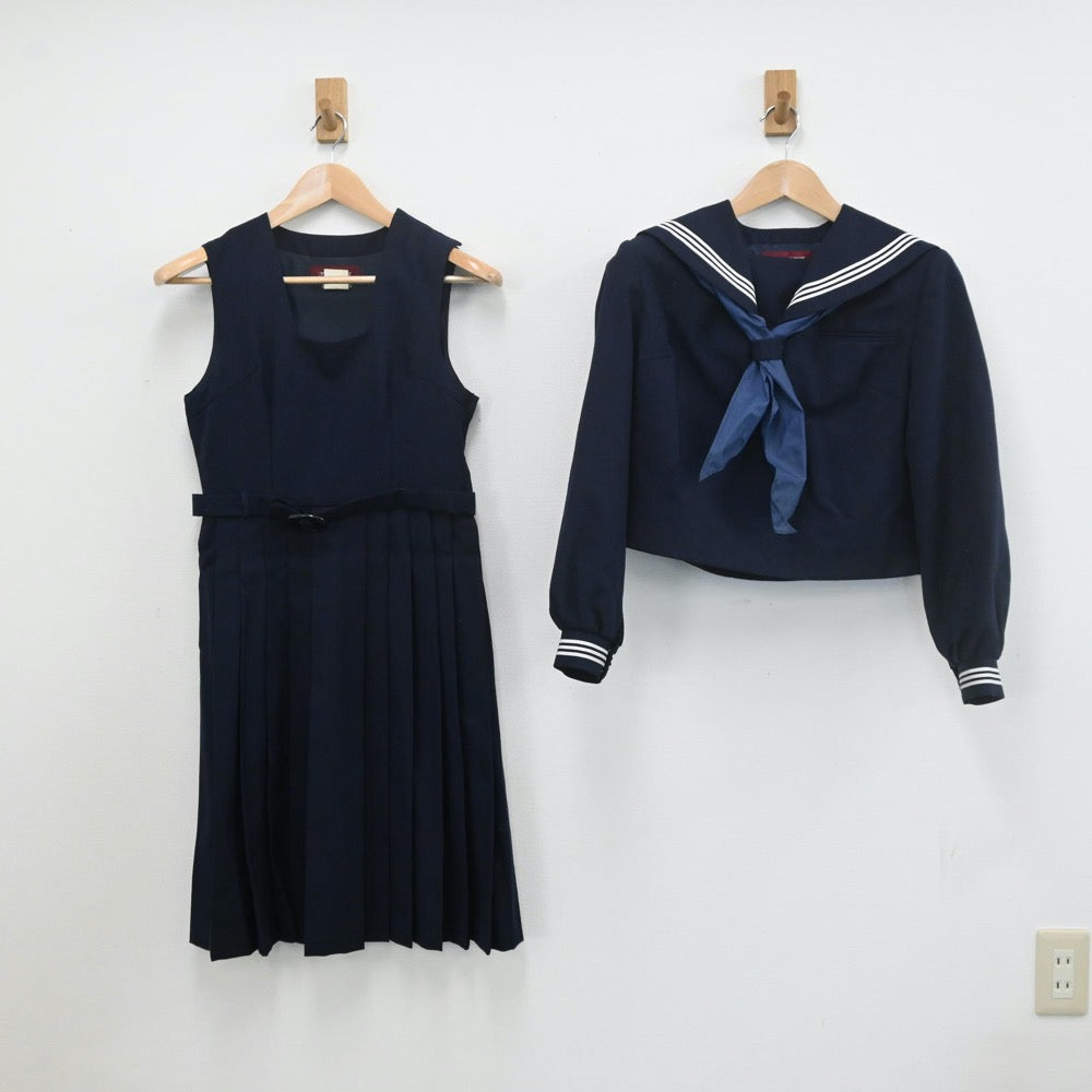 【中古】東京都 板橋区立上板橋第三中学校 女子制服 2点（セーラー服・ジャンパースカート）sf009731