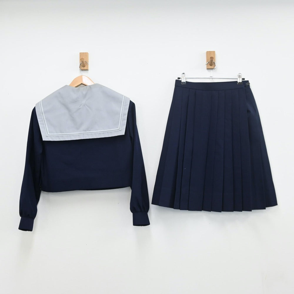 【中古】大阪府 四天王寺中学校 女子制服 2点（セーラー服・スカート）sf010004