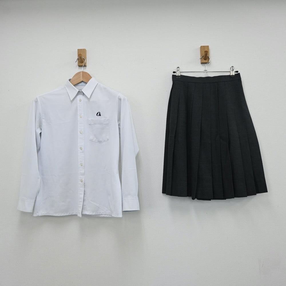 【中古】鹿児島県 鹿屋中央高等学校 女子制服 5点（ブレザー・シャツ・スカート）sf010083