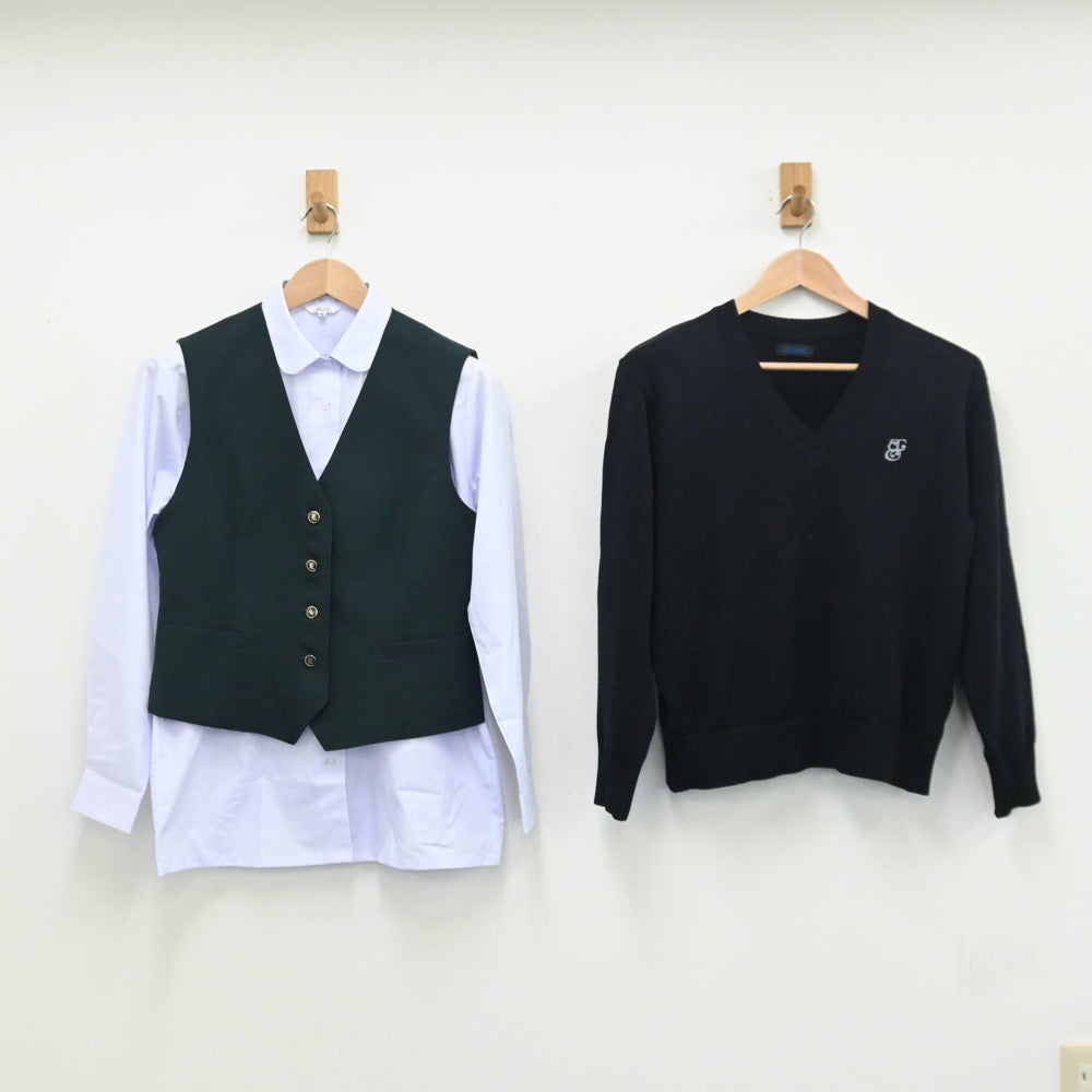 【中古】茨城県 江戸川学園取手高等学校 女子制服 3点（ニット・ベスト・シャツ）sf010792