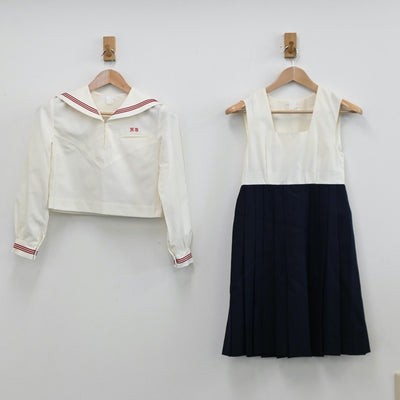 【中古】福岡県 博多女子中学校 女子制服 2点（セーラー服・ジャンパースカート）sf011614