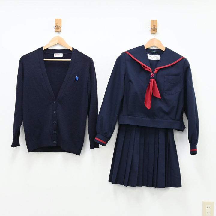 【中古制服】石川県 高尾台中学校 女子制服 4点（セーラー服・ニット・スカート）sf011808【リサイクル学生服】 | 中古制服通販パレイド