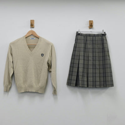 【中古】茨城県 土浦日本大学高等学校 女子制服 7点（運動靴・シャツ・ニット・スカート）sf011894