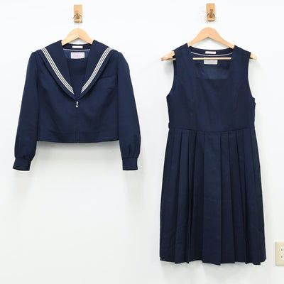 【中古】福岡県 木屋瀬中学校 女子制服 2点（セーラー服・ジャンパースカート）sf011921