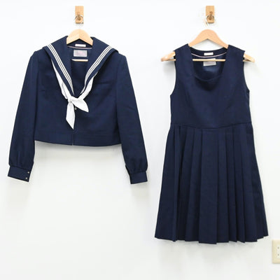 【中古】福岡県 木屋瀬中学校 女子制服 4点（セーラー服・ニット・ジャンパースカート）sf011922