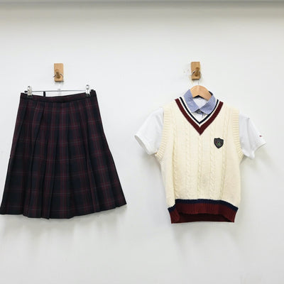 【中古】岡山県 岡山理科大学附属高等学校 女子制服 4点（シャツ・ニットベスト・スカート）sf011956