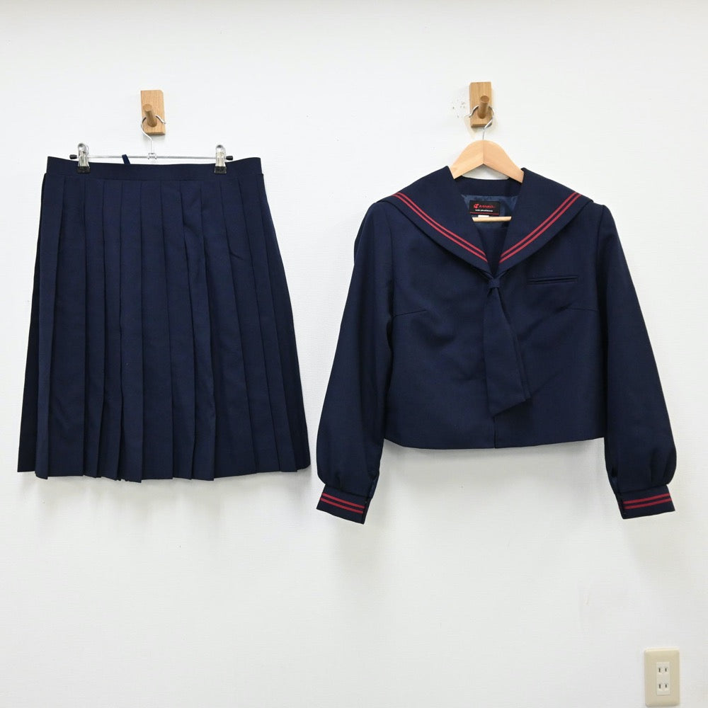 【中古】群馬県 群馬県沼田市立沼田中学校 女子制服 3点（セーラー服・スカート）sf011979