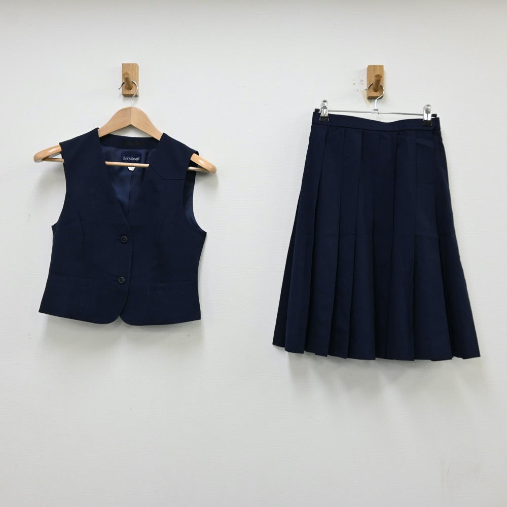 【中古】東京都 白_高等学校 女子制服 5点（シャツ・ベスト・ニットベスト・スカート）sf012070