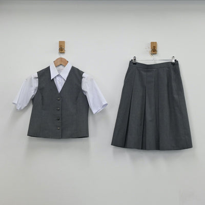 【中古】東京都 谷原中学校 女子制服 3点（シャツ・ベスト・スカート）sf012108