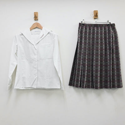 【中古】愛知県 名城大学附属高等学校 女子制服 2点（セーラー服・スカート）sf012215