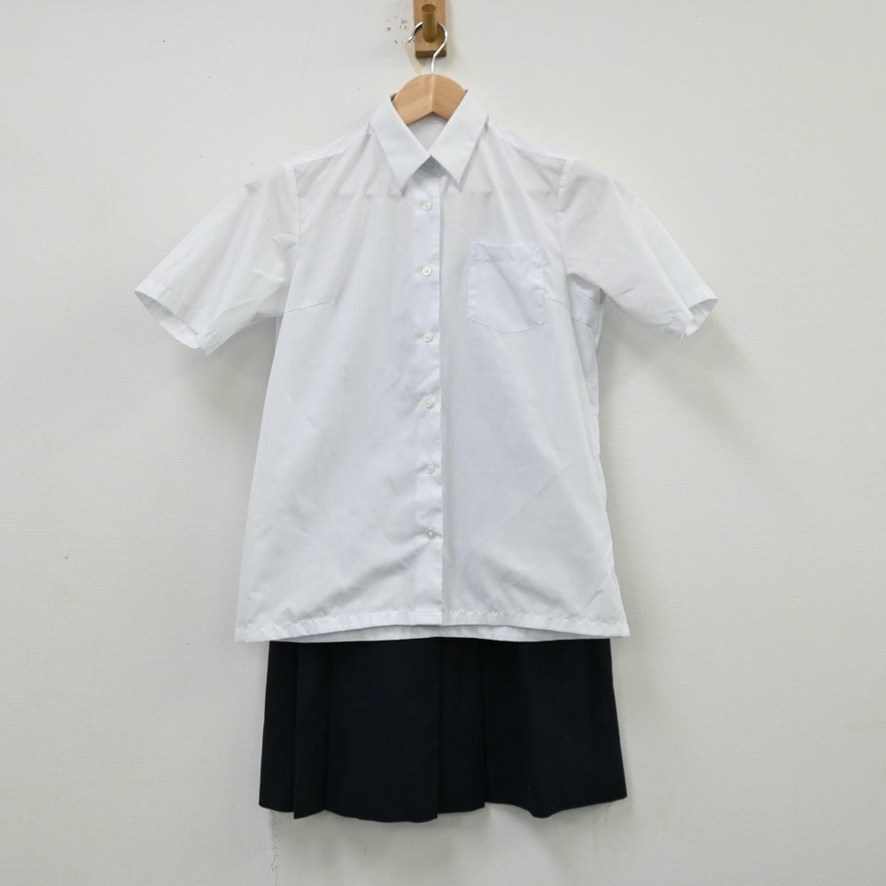 【中古】東京都 狛江第四中学校 女子制服 3点（シャツ・ベスト・スカート）sf012228