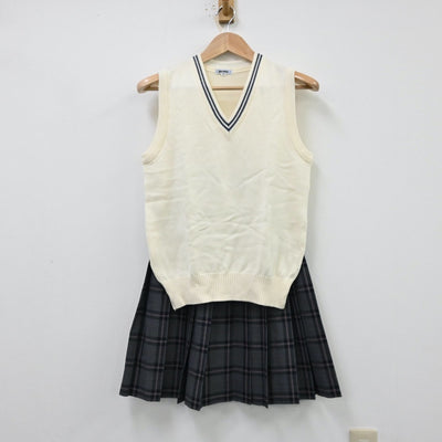 【中古】東京都 小山田中学校 女子制服 2点（ニットベスト・スカート）sf012264