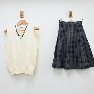 【中古】東京都 小山田中学校 女子制服 2点（ニットベスト・スカート）sf012264