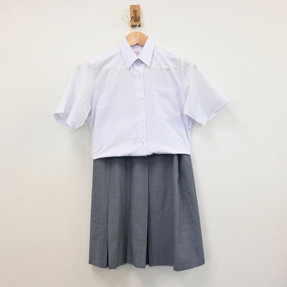 【中古】東京都 大田区立田園調布中学校 女子制服 3点（シャツ・ベスト・スカート）sf012394