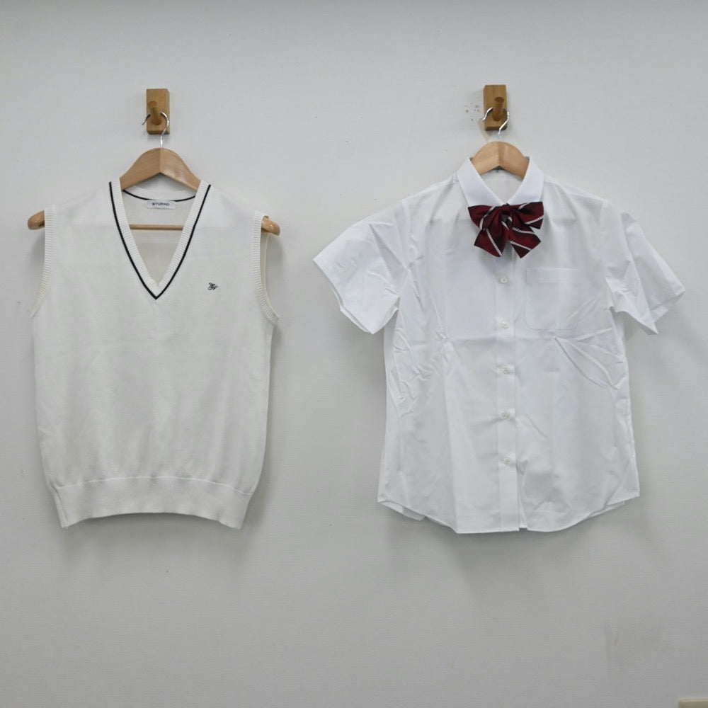 【中古】千葉県 千葉日本大学第一高等学校 女子制服 3点（シャツ・ニットベスト）sf012447