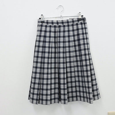 【中古】千葉県 聖徳大学附属聖徳高等学校 女子制服 2点（ニット・スカート）sf012464