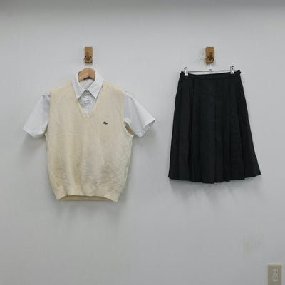 【中古】東京都 鴎友学園女子中学校 女子制服 3点（シャツ・ニットベスト・スカート）sf012497