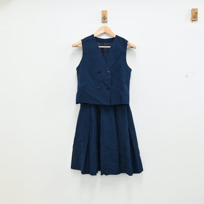 【中古】千葉県 八千代市立大和田中学校 女子制服 2点（ベスト・スカート）sf012517