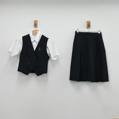 【中古】埼玉県 埼玉県立川口北高等学校 女子制服 4点（ベスト・シャツ・スカート）sf012576