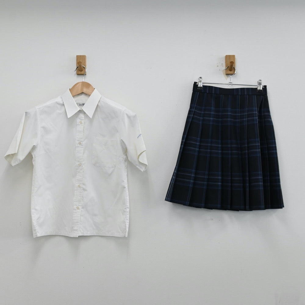 【中古】大阪府 大阪府立住吉高等学校 女子制服 2点（シャツ・スカート）sf012612