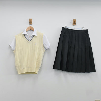 【中古】山形県 東海大学山形高等学校 女子制服 3点（シャツ・ニット・スカート）sf012622