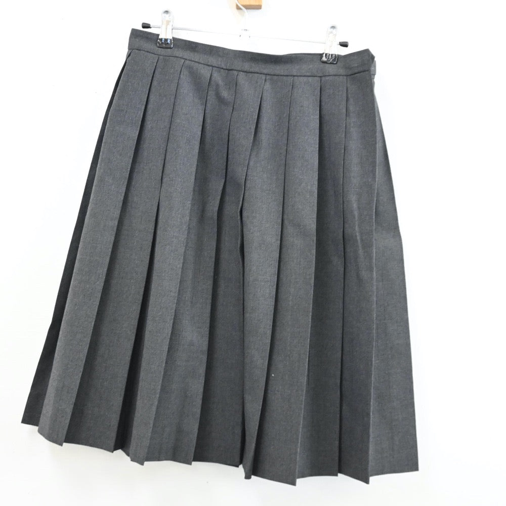 【中古】山形県 東海大学山形高等学校 女子制服 4点（シャツ・ニットベスト・スカート）sf012623