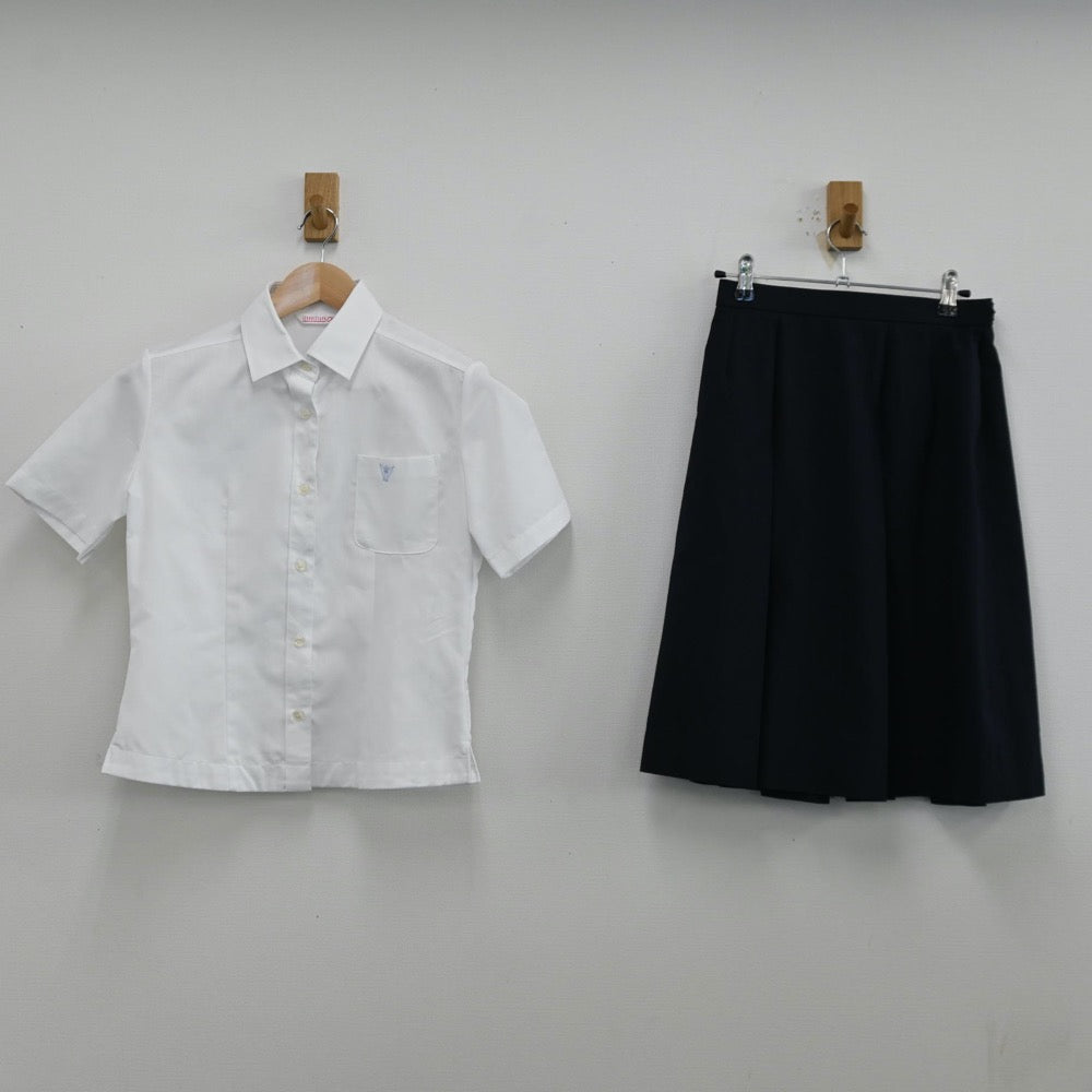 【中古】石川県 金沢二水高等学校 女子制服 2点（シャツ・スカート）sf012626