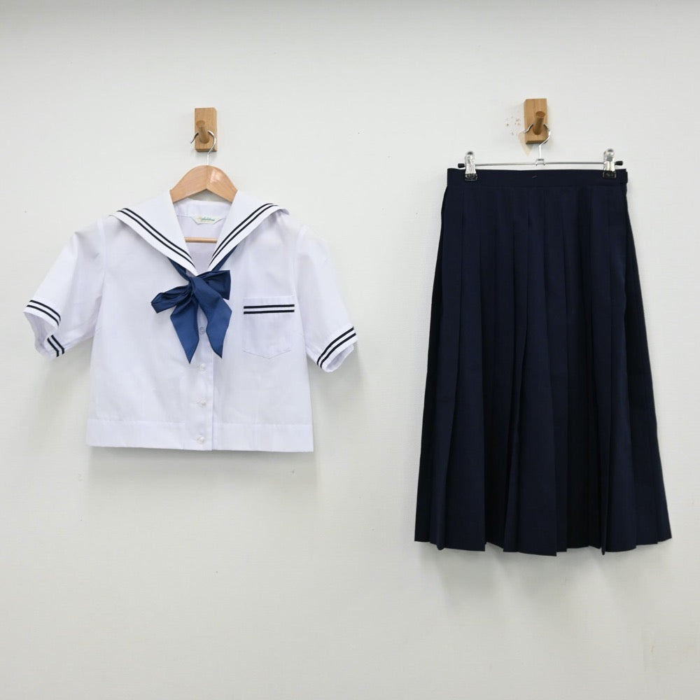 【中古】埼玉県 富士中学校 女子制服 3点（セーラー服・スカート）sf012717