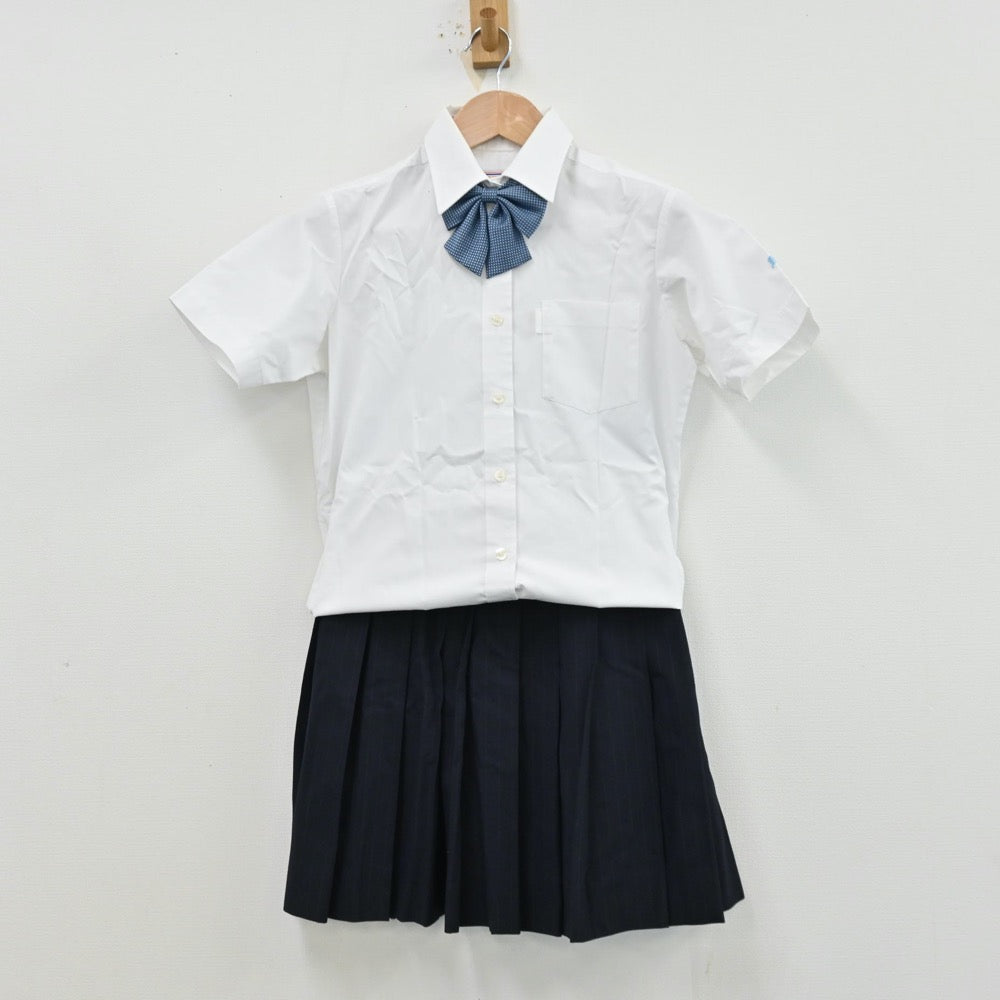 【中古】埼玉県 花咲徳栄高等学校 女子制服 4点（シャツ・ベスト・スカート）sf012781