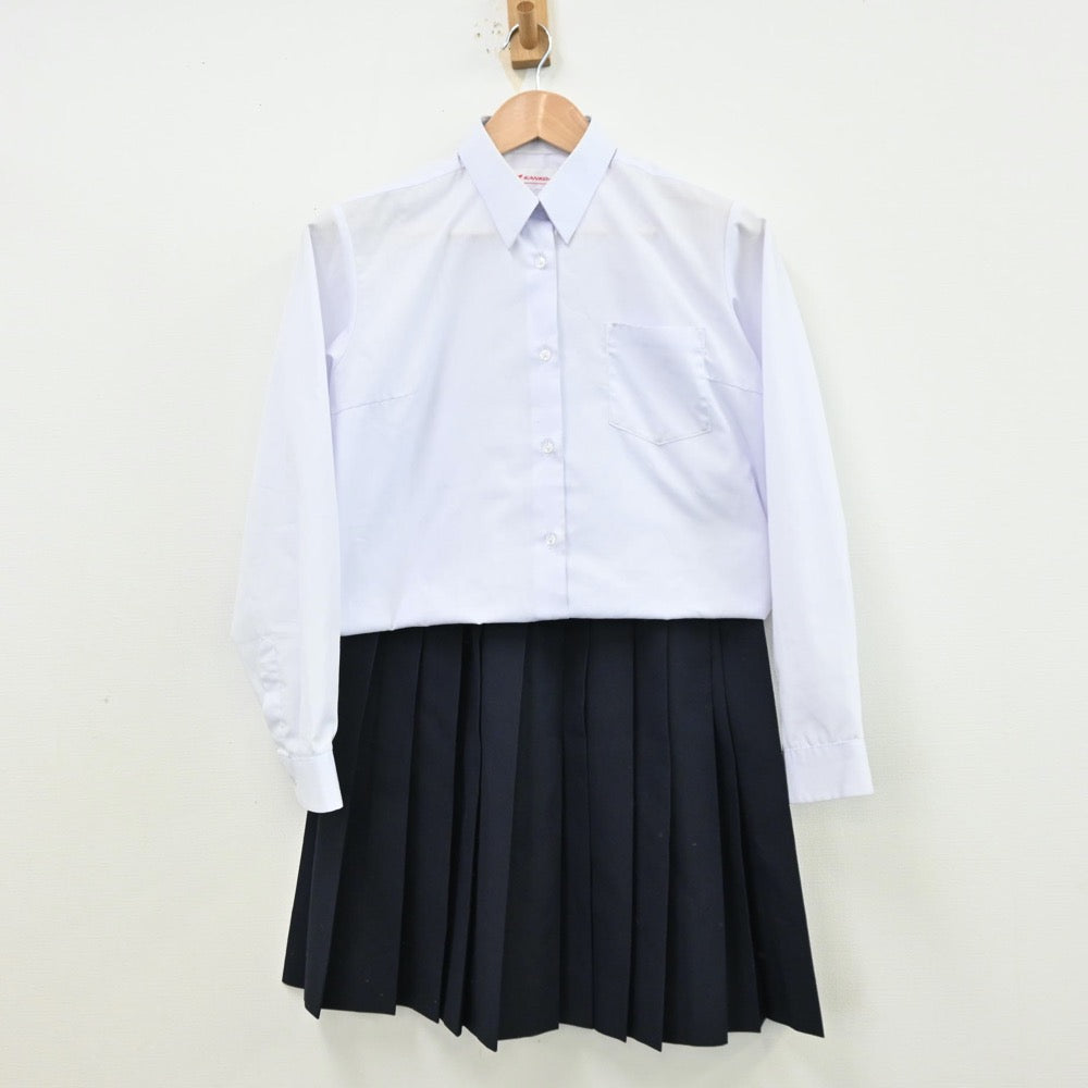 【中古】滋賀県 栗東西中学校 女子制服 2点（シャツ・スカート）sf012816