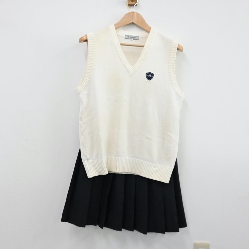 【中古】福岡県 福岡県立須恵高等学校 女子制服 2点（ニットベスト・スカート）sf012848