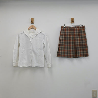 【中古】愛知県 名城大学附属高等学校 女子制服 2点（セーラー服・スカート）sf012885