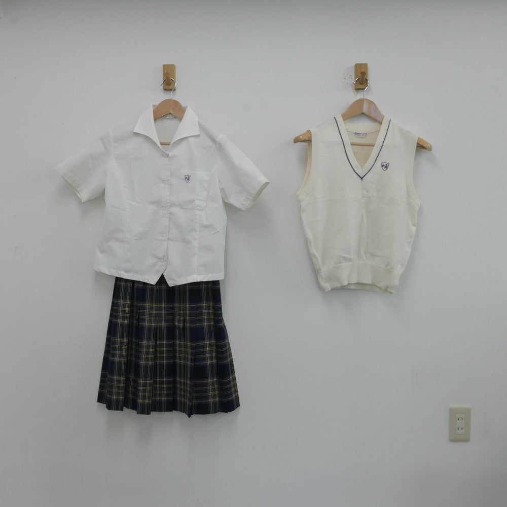 【中古】愛知県 愛知工業大学名電高等学校 女子制服 4点（シャツ・ニットベスト・スカート）sf013216