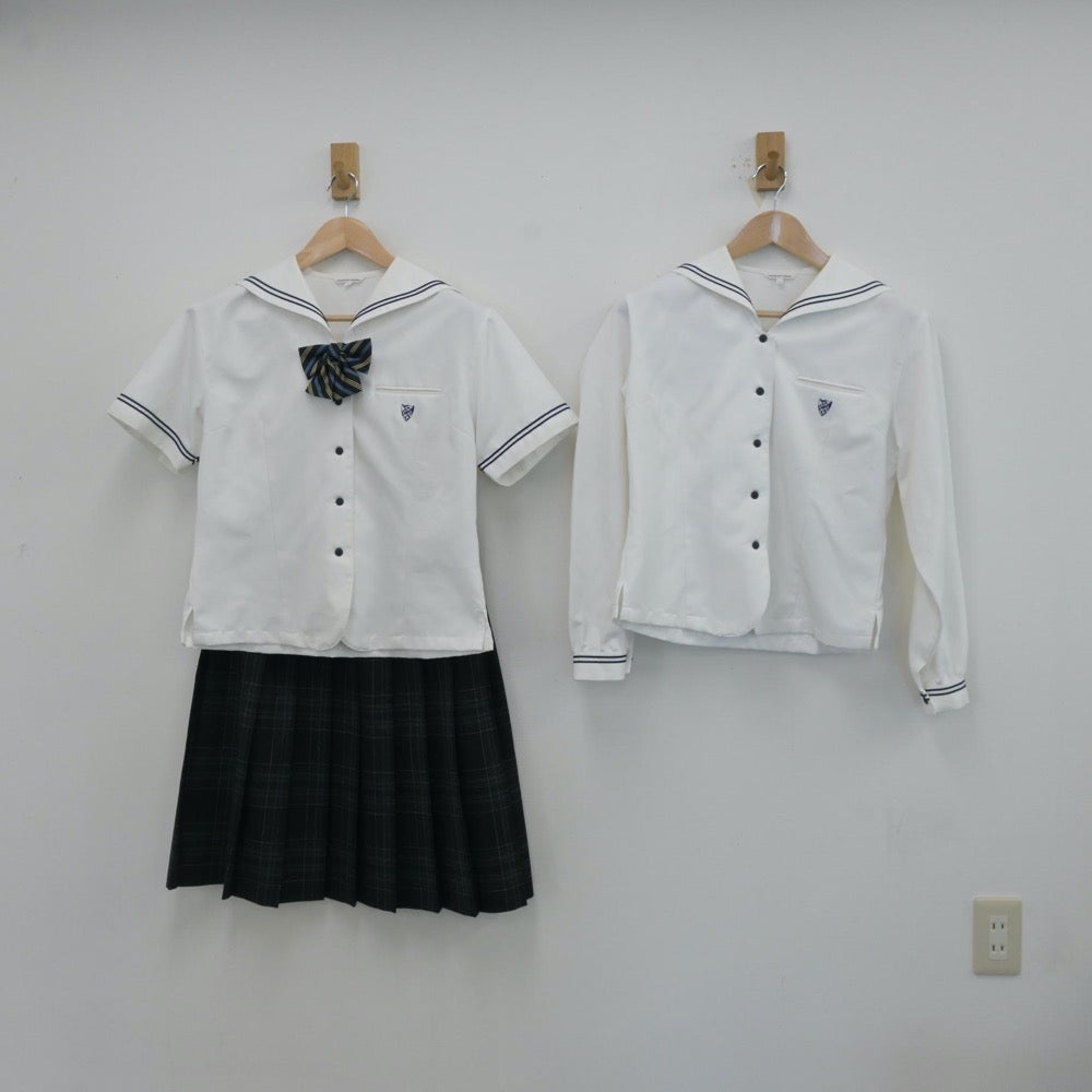 【中古】愛媛県 聖カタリナ学園高等学校 女子制服 5点（セーラー服・ニットベスト・スカート）sf013222