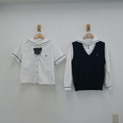 【中古】愛媛県 聖カタリナ学園高等学校 女子制服 5点（セーラー服・ニットベスト・スカート）sf013222